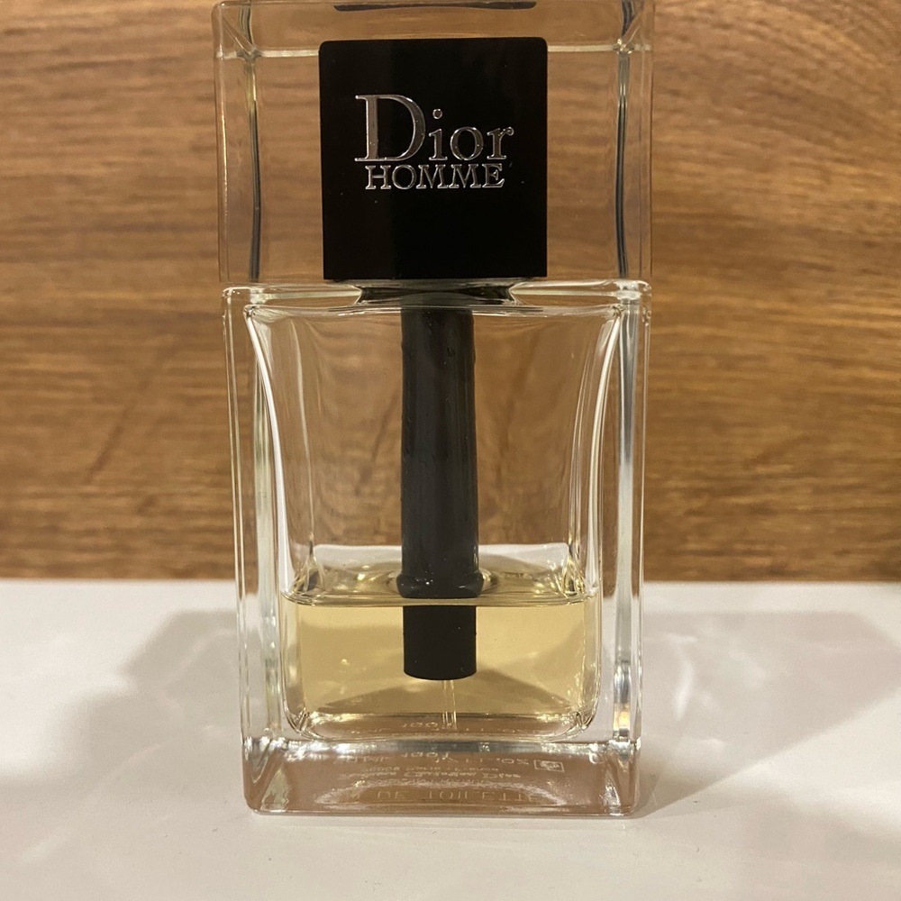 Dior Homme Eau de Toilette in Clear Glass